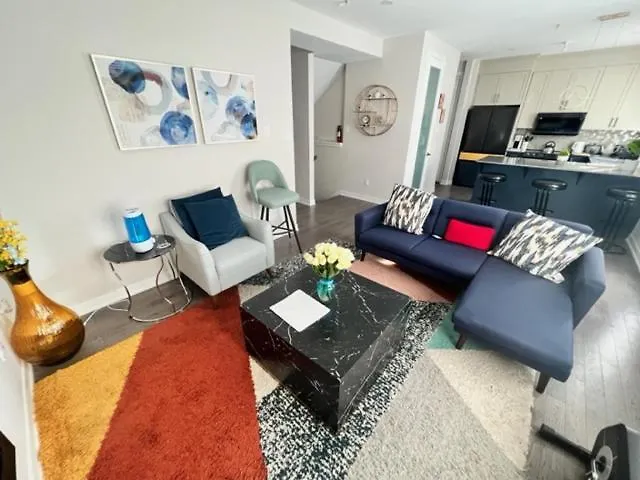 Homestay The Oasis Lounge By Luke 1913 Apartment Ottawa